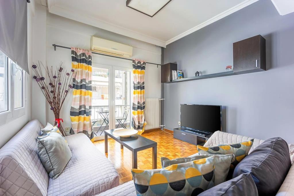 Apartment In The Middle Of Everything Atena Exterior foto