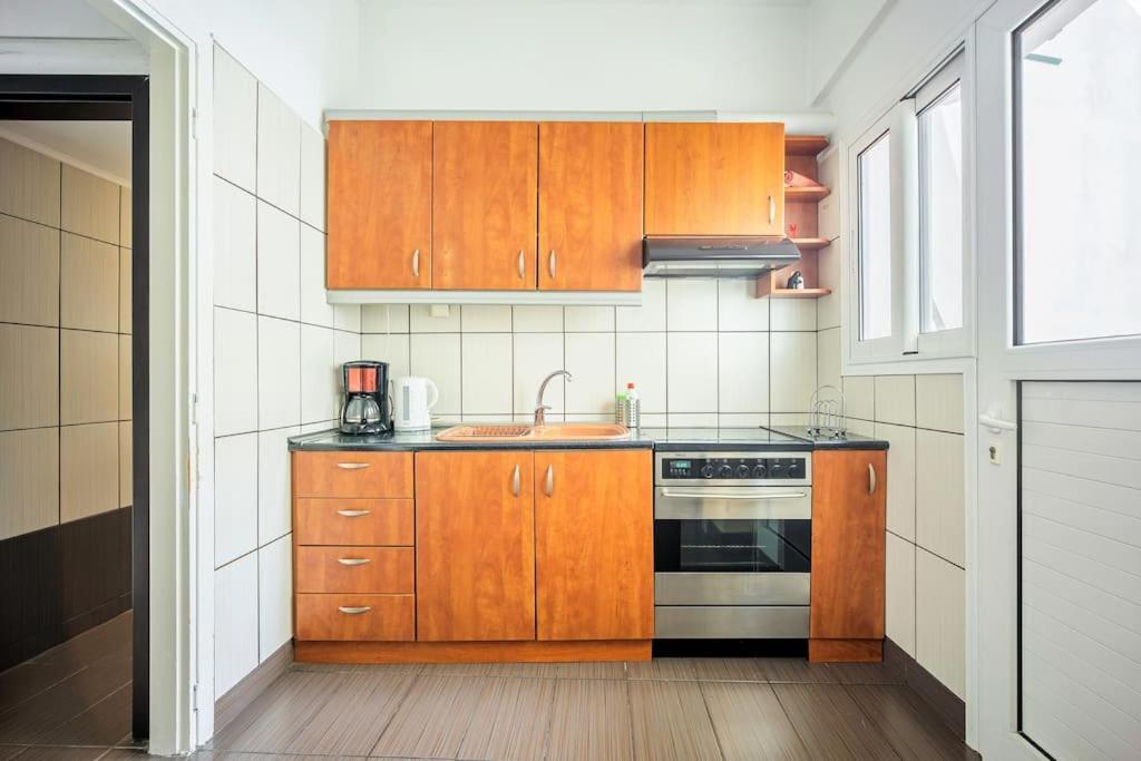 Apartment In The Middle Of Everything Atena Exterior foto